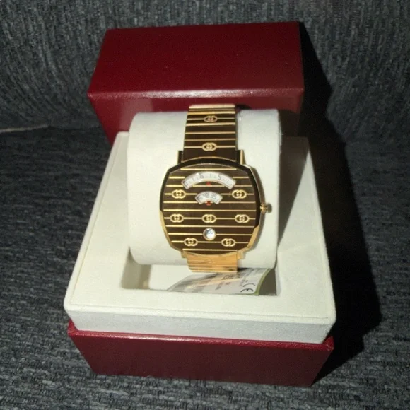 Gucci Women’s Montecarlo Grip Stainless Steel Bracelet 38mm - Picture 1 of 10